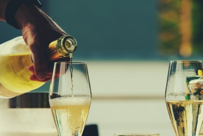 Half of Brazilian Adults Consume Alcohol — and 1 in 5 Admit to Overdrinking, According to Datafolha
